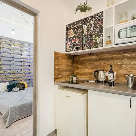 Vintage Downtown Apartment, 2 Baths Apartment Budapest